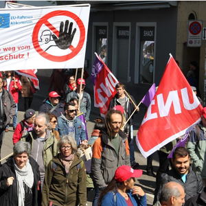 Der Angriff der Süddeutschen Arbeitgeber auf den Schweizer Lohnschutz - Unia-Broschüre
