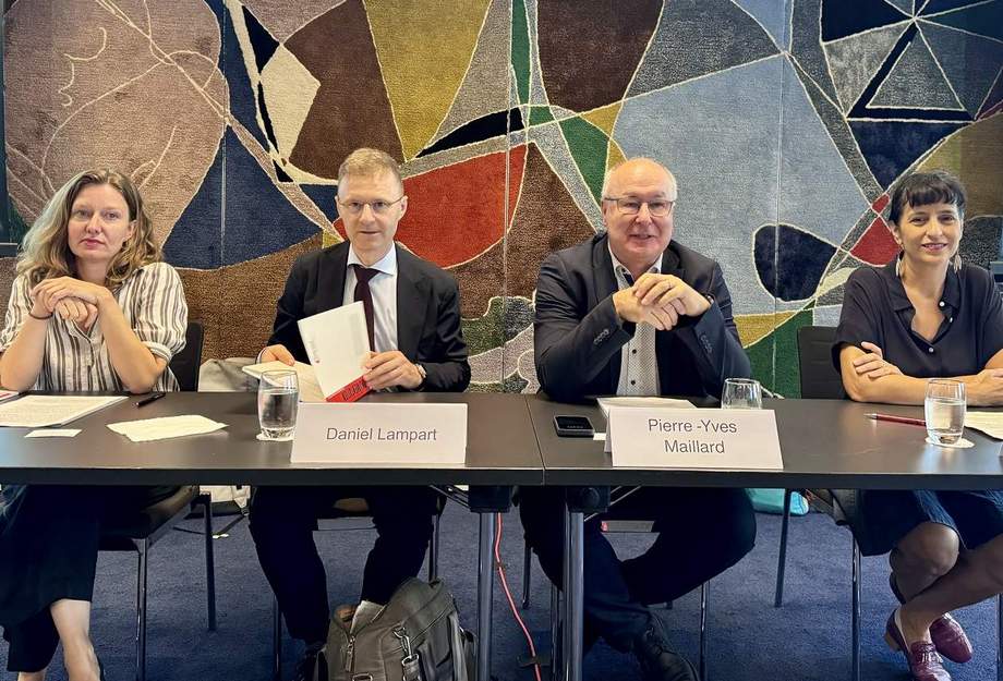 Foto der Teilnehmenden der Medienkonferenz