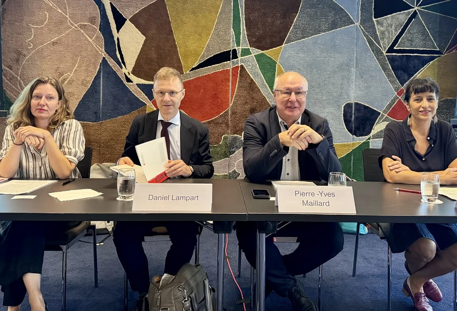 Foto der Teilnehmenden der Medienkonferenz